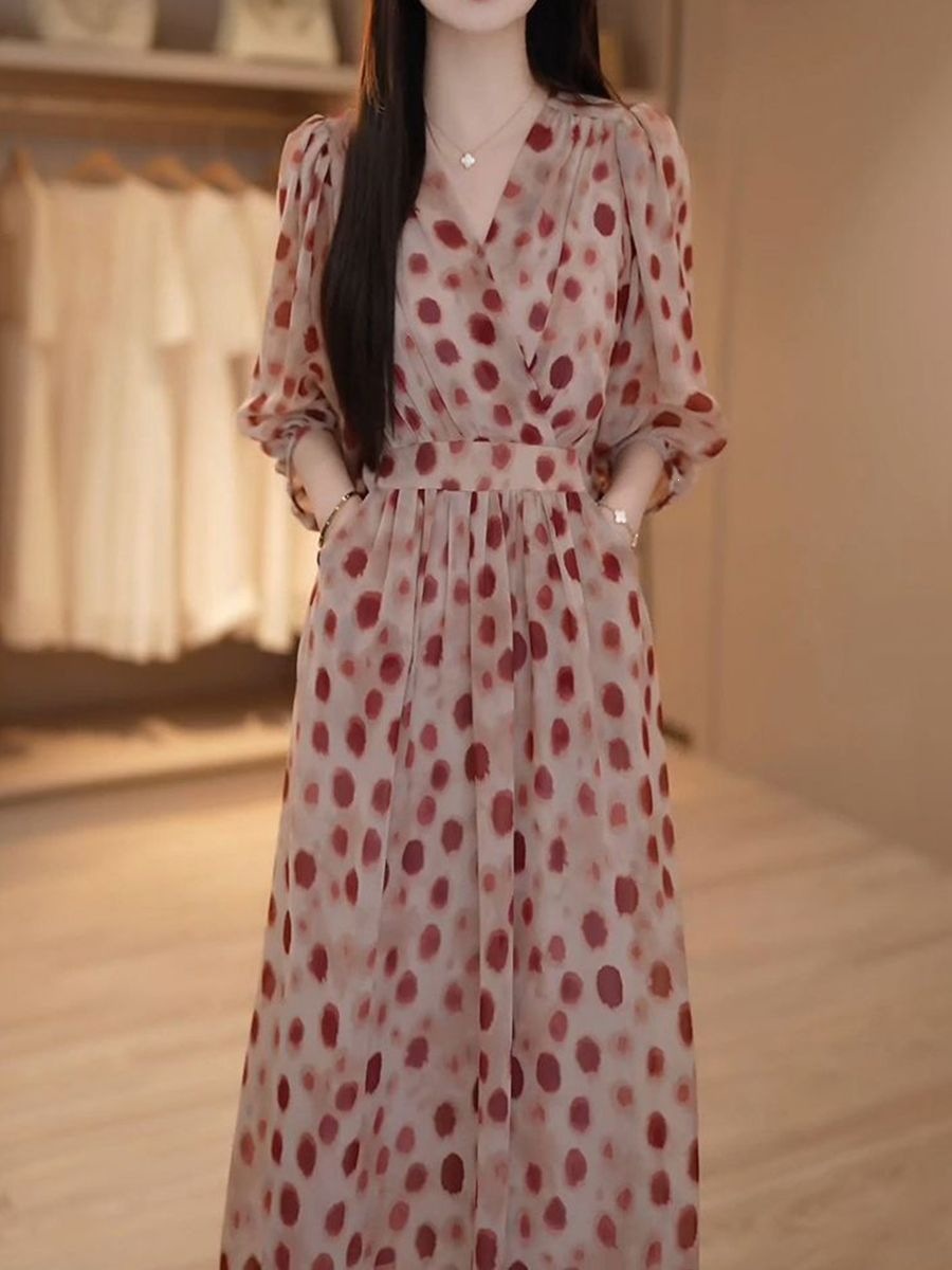 Đầm maxi nữ thắt eo họa tiết chấm bi sóng Pháp 2026 — Red wave dots (có lớp lót) chi tiết 3