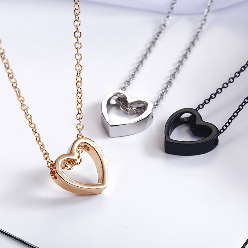fashion simple hollow heart clavicle chain wholesalepicture1