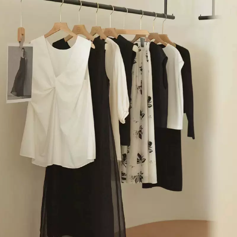 广州十三行夏装新款短袖连衣裙女装品牌折扣尾货清仓走份批发货源