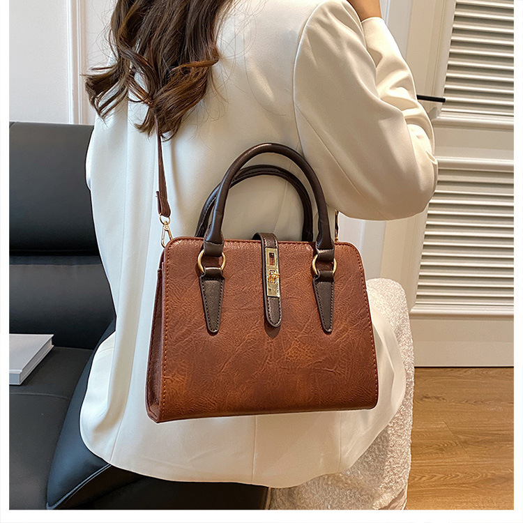 Ladies Crossbody Shoulder Bag Versatile Small Square Handbag_voghion.com