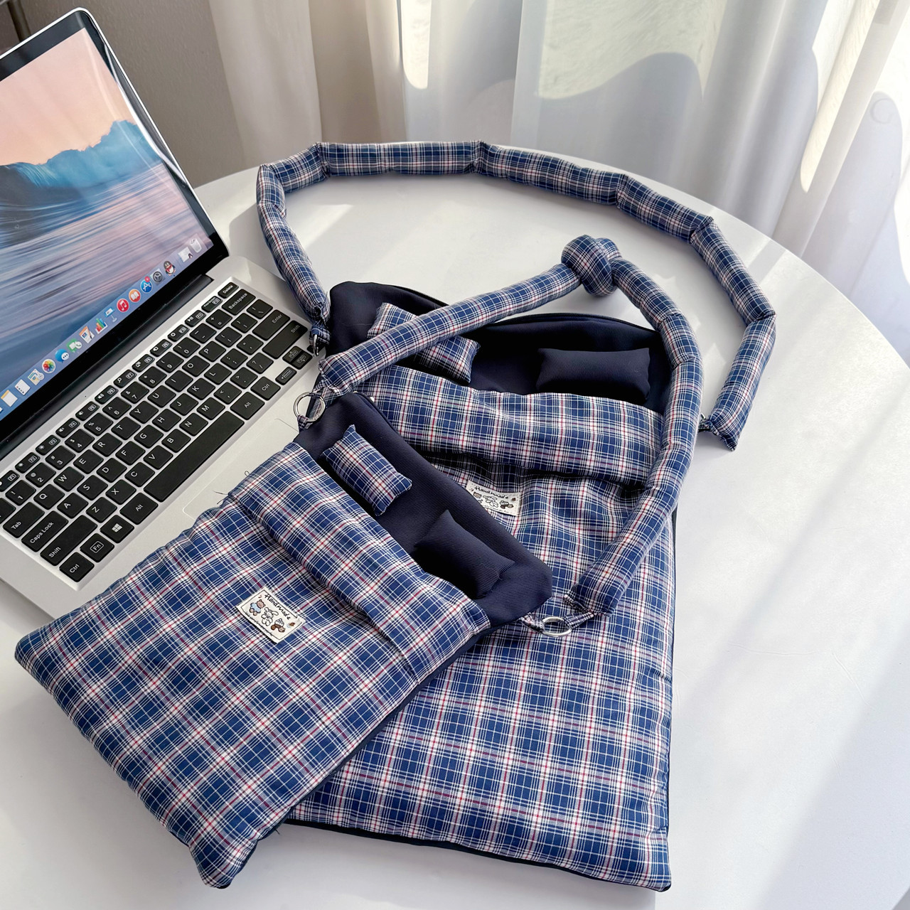 Relaxing Quilt Pillow, Quilt, iPad Inner Bag, Plaid Double-Layer Zipper Computer Shoulder Bag, Laptop Bag
