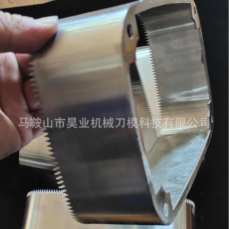 成型锯齿切刀 高速钢刀片 锯齿刀片 包装机齿刀 封口机刀片