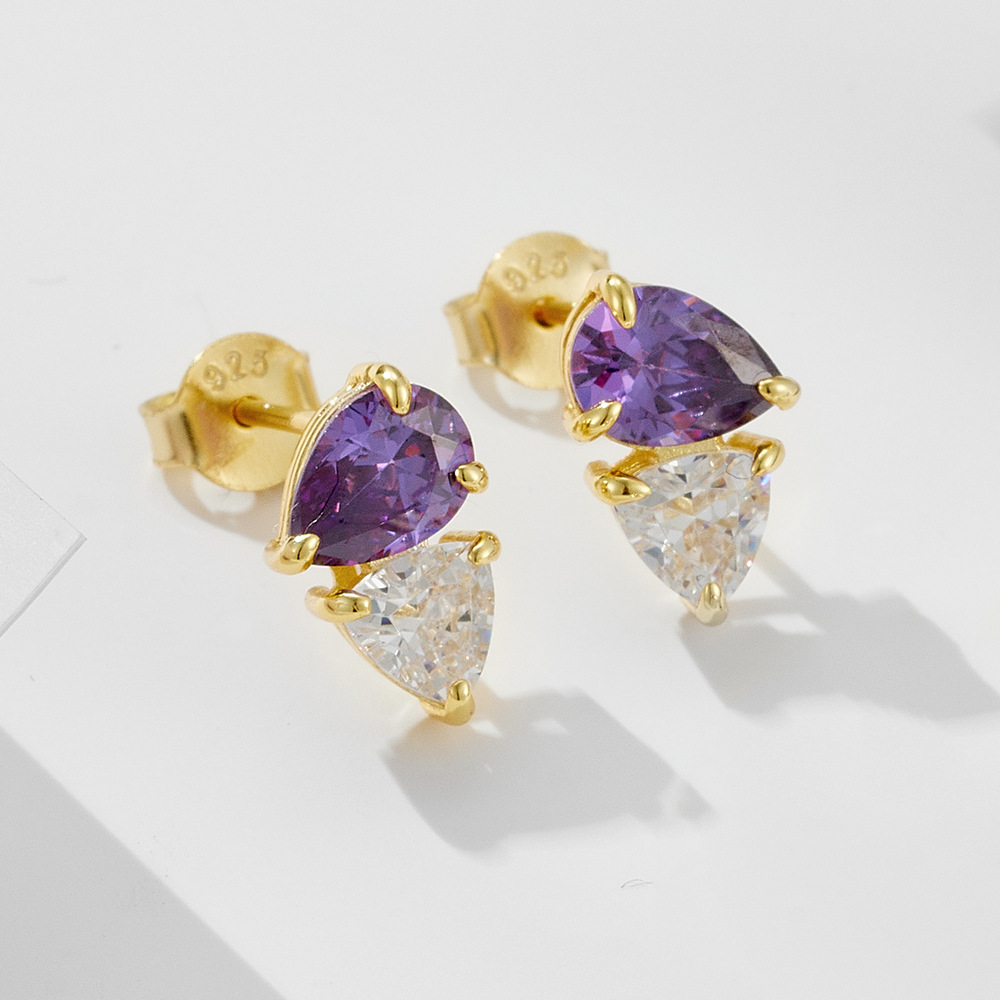 Pendientes de circón con gota de agua en forma de pera de diamante flash de plata de ley s925 Moda femenina Sentido de alta gama Pendientes de lujo ligero europeo y americano