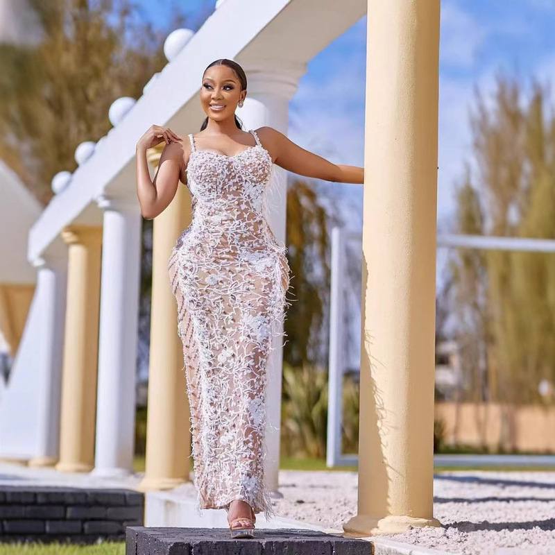 2025 Sexy apricot Backless V Strap Beaded Tight Long Hip dress Dress Women 2025 Sexy apricot Backless V Strap Beaded Tight Long Hip dress Dress Women