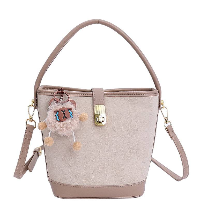 Bolsa de mano de peluche vintage de seda para mujeres 2025, nuevo otoño y invierno bolso de cubo casual coreano, mochila de hombro de moda