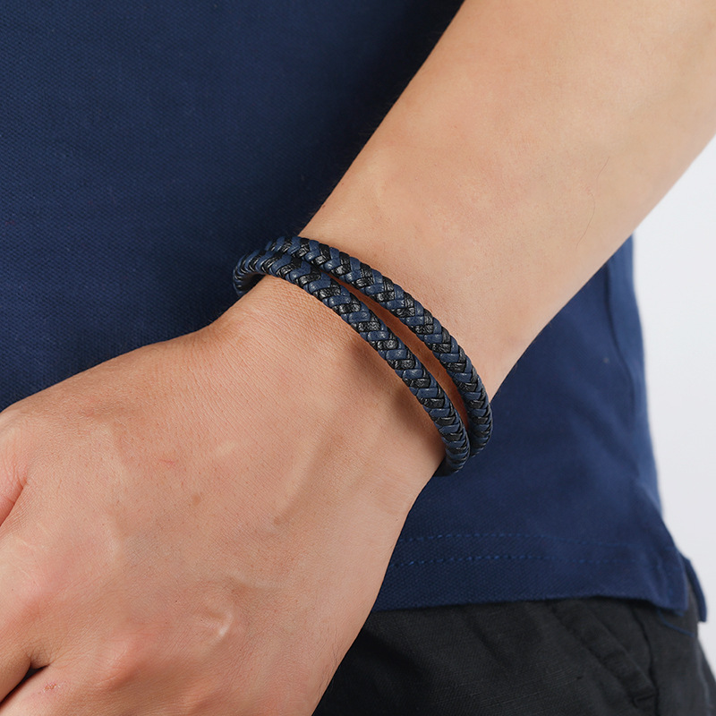 Fashion Simple Retro Woven Magnet Clasp Leather Bracelet