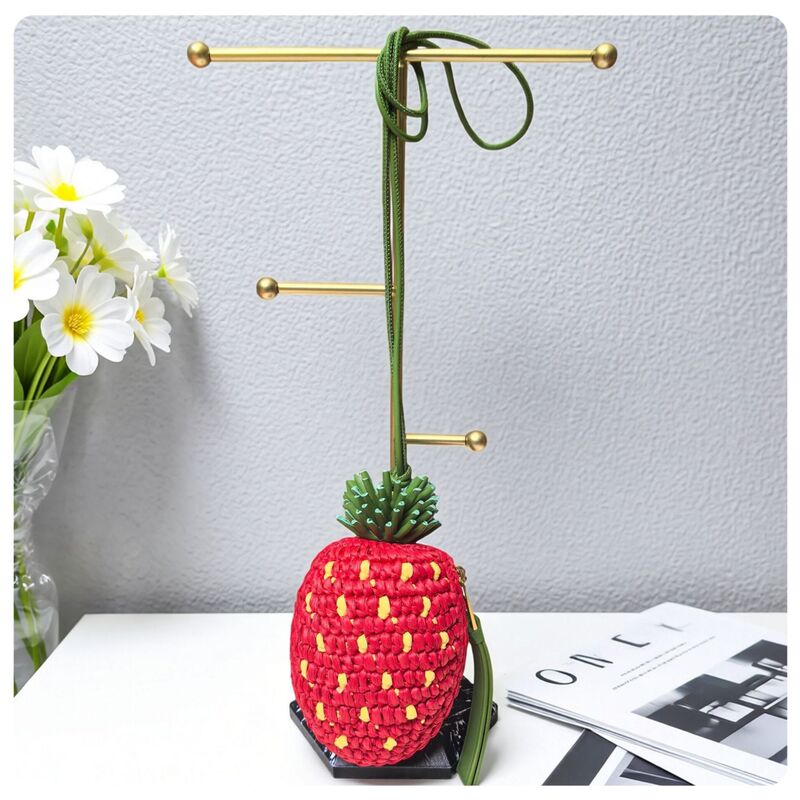 New in stock: Raffia straw strawberry coin purse suitable for Loewe bag pendants, sheepskin neck coin purse New in stock: Raffia straw strawberry coin purse suitable for Loewe bag pendants, sheepskin neck coin purse