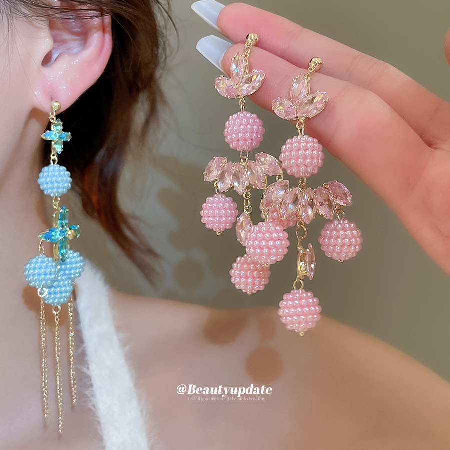 Acrylic fresh pendant with zircon with tassels