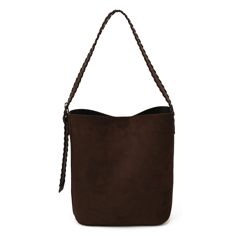 Bolsa de cubo de viaje de moda coreana para mujeres 2025, invierno nuevo temperamento, bolsas de brazo, bolsas de hombro de gran capacidad.