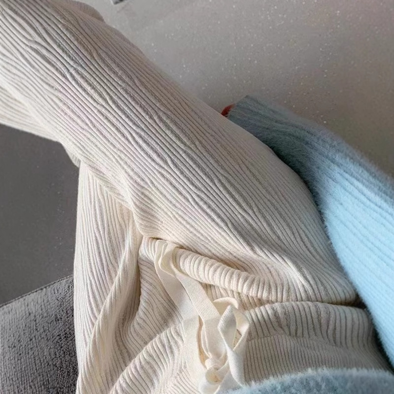 Pantalón Tejido de Tiro Alto y Corte Recto de Mezcla de Caxemira