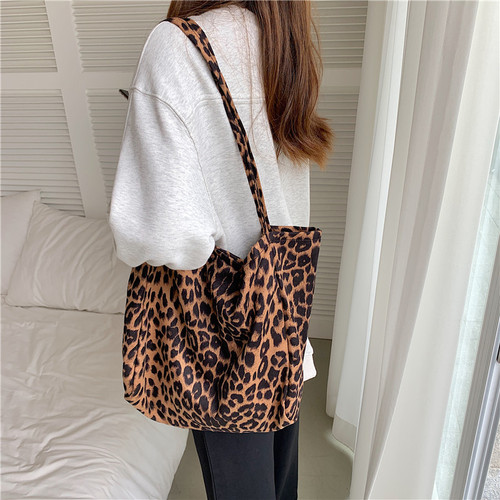 Korean retro simple handbag ins fashionable leopard print pattern casual cloth bag internet celebrity fashionable shoulder bag