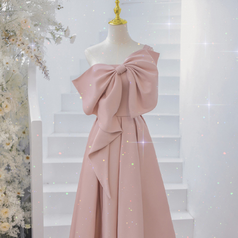 Evening Dress for Socialites 2026 New Style Wedding Engagement Toast Dress Elegant Slimming Host Banquet Evening Dress Summer