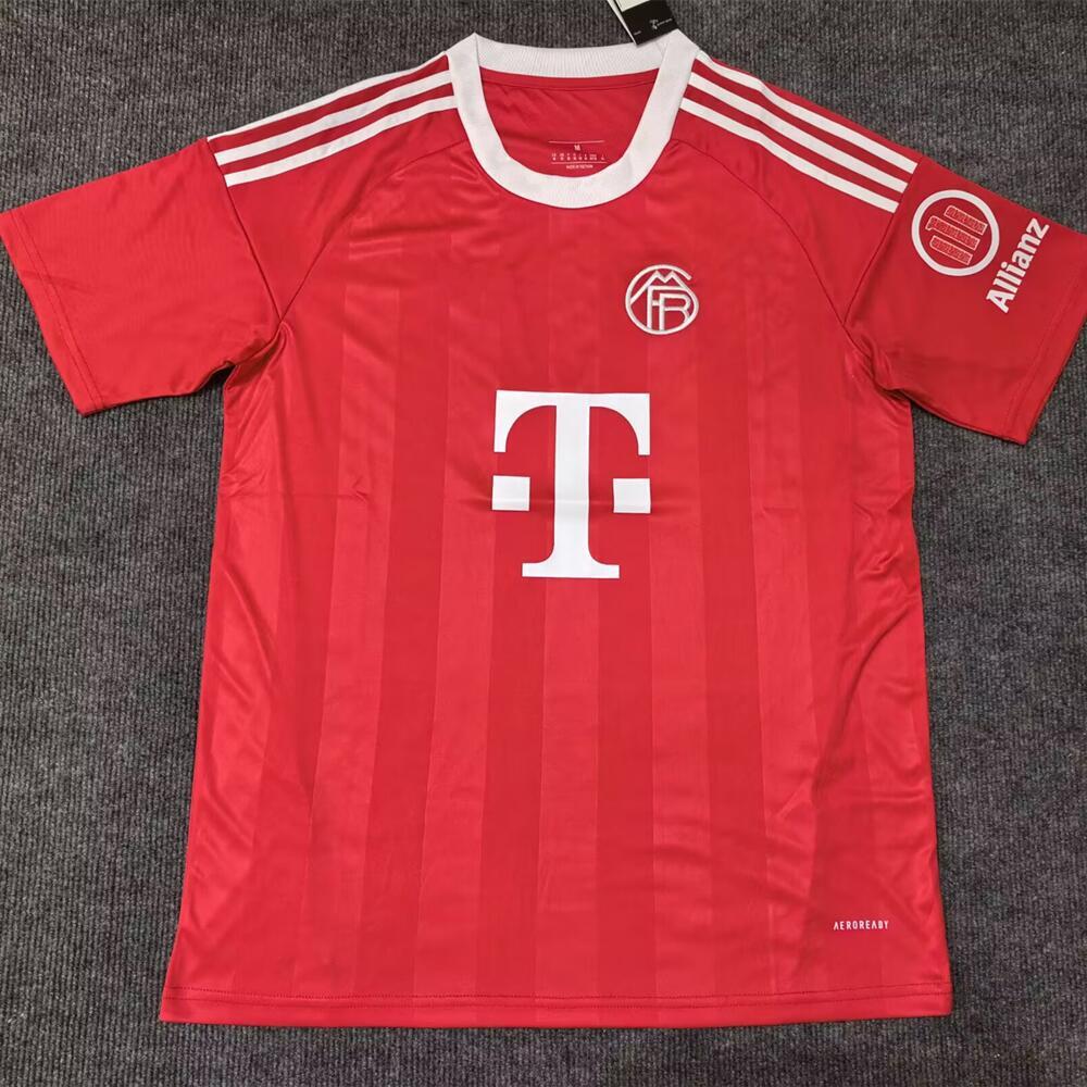 2526 nueva camiseta del Bayern versión tailandesa de manga corta masculina local y visitante 125 aniversario de la versión conmemorativa del uniforme de fútbol del Oktoberfest