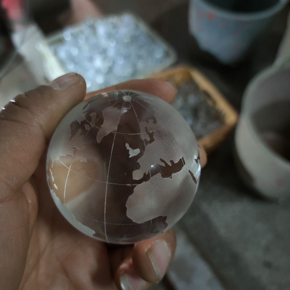 厂家直销水晶玻璃地球 创意工艺品配件 浦江水晶地球仪工艺品摆件