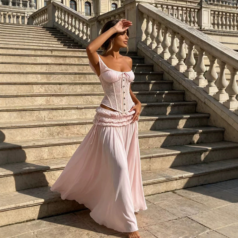 French-style pure desire lace off-shoulder strap top and ruched hot girl long skirt two-piece set for women in summer