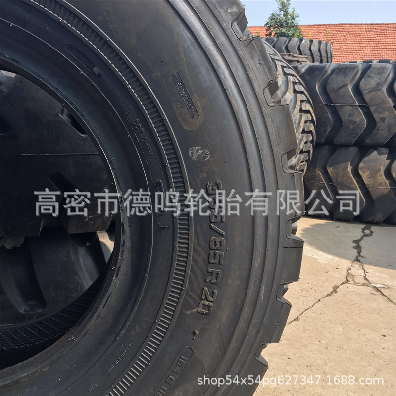 Las ventas de la fábrica triángulo neumático 365/80R20 ingeniería soldado neumático