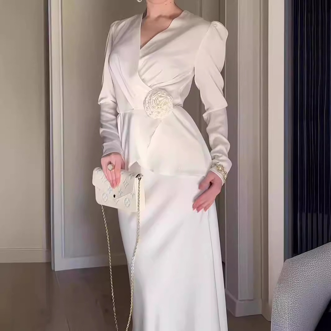 Vêtements pour femmes haut de gamme tempérament soyeux col en V taille haut robe jupe costume deux pièces_voghion.com