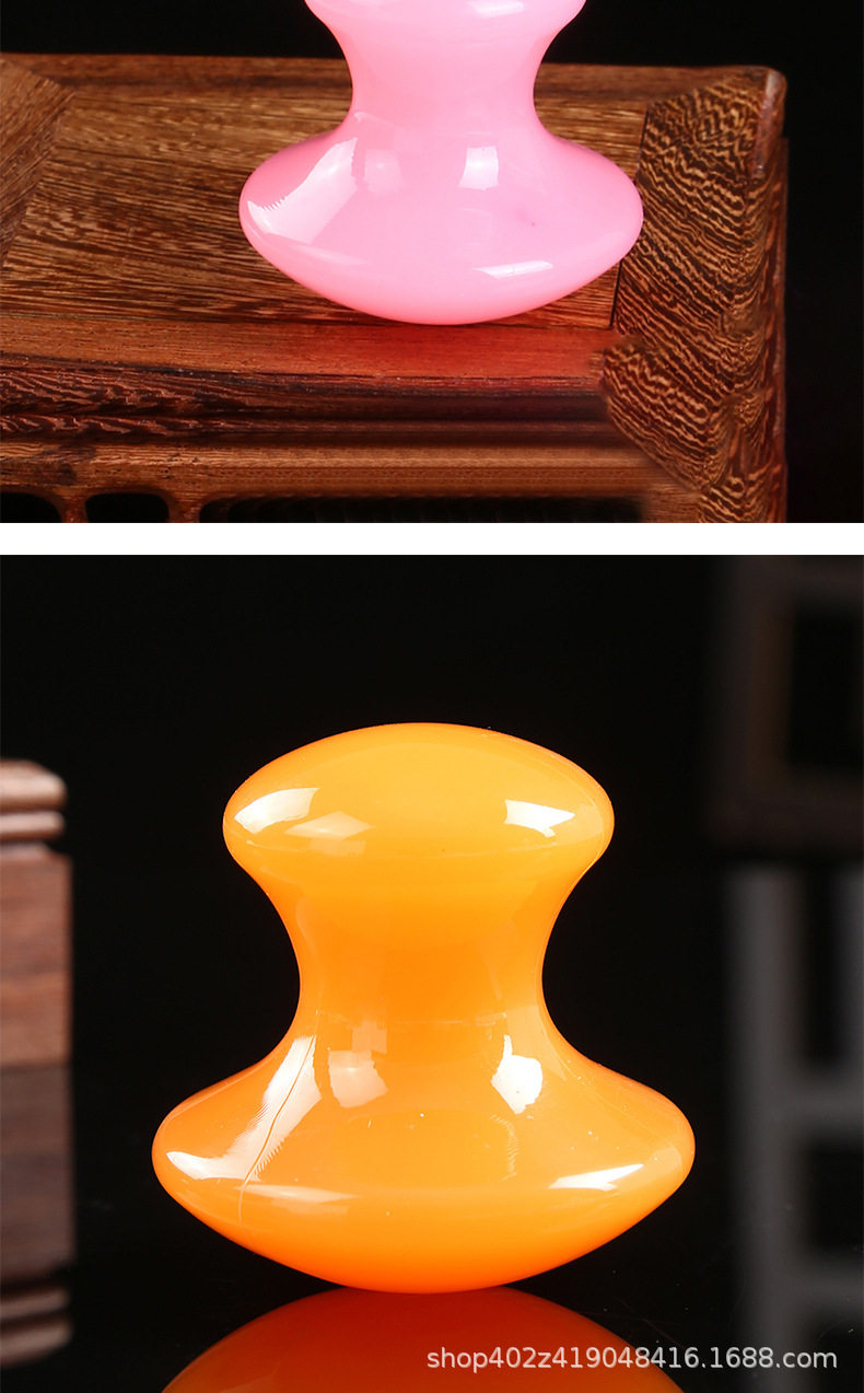 Gua Sha Massage Tool Resin Mushroom Shape Face Body Scraping Board 5.3cm 50g in use