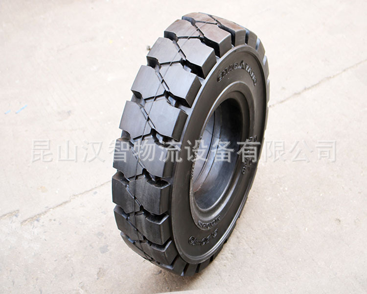 Neumático de horquilla Heli Hangzhou Piezas de carretilla elevadora diesel 650-10 Rueda trasera 28*9-15 Rueda delantera Neumático sólido inflable