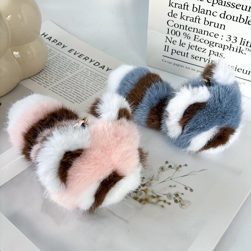 Dibujos animados cola larga pequeño mapache peluche llavero colgante lindo muñeco de peluche colgante de coche bolso colgante