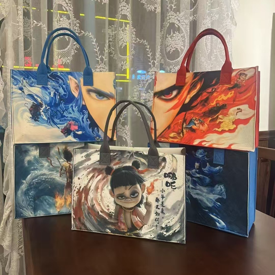 新款哪吒神童闹海毛毡手提包加厚材质创意印花卡通敖丙毛毡手提袋
