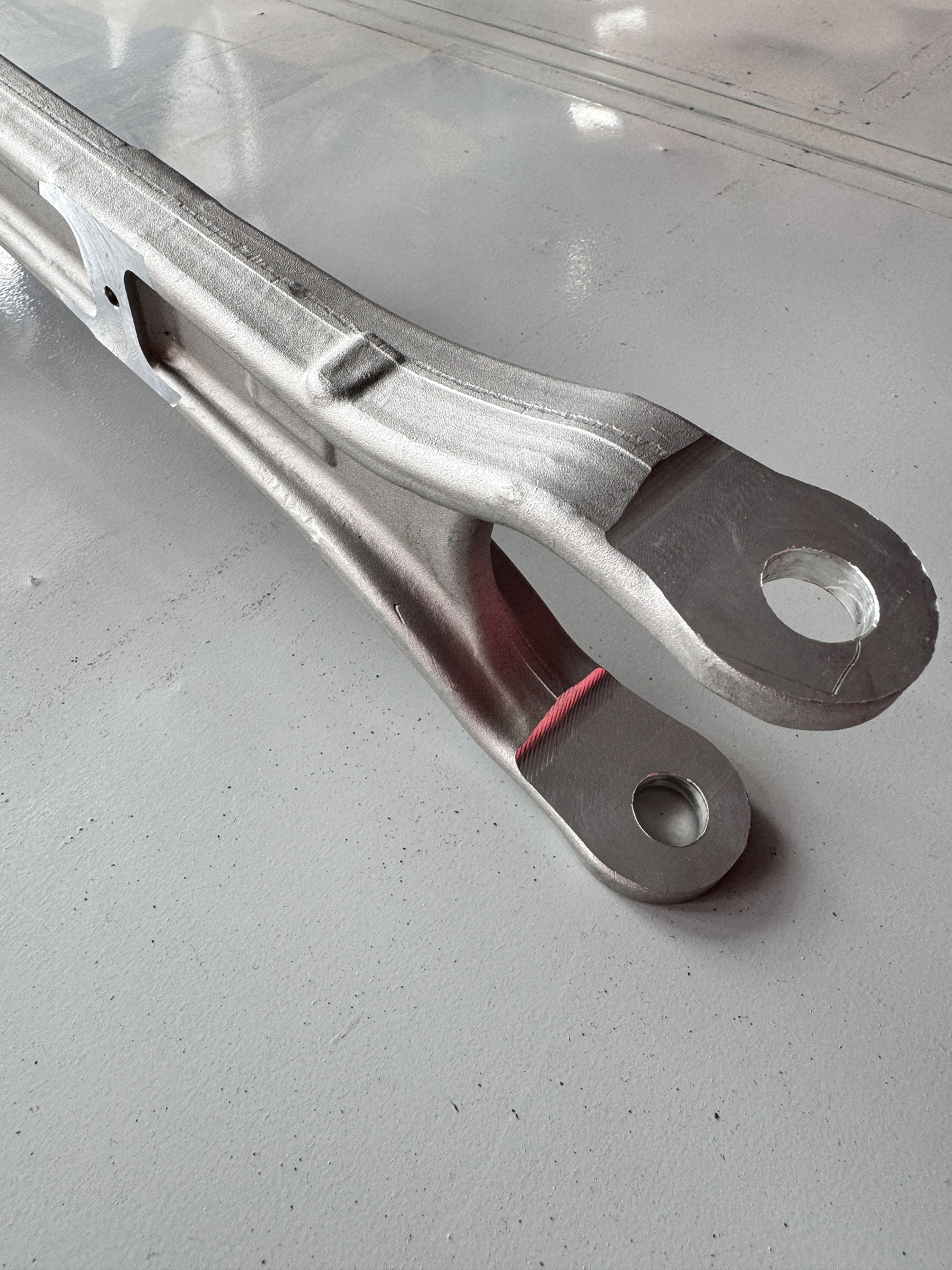 Suitable for Tesla Model S Model X rear lower swing arm left and right suspension control arm 1420452-00-E