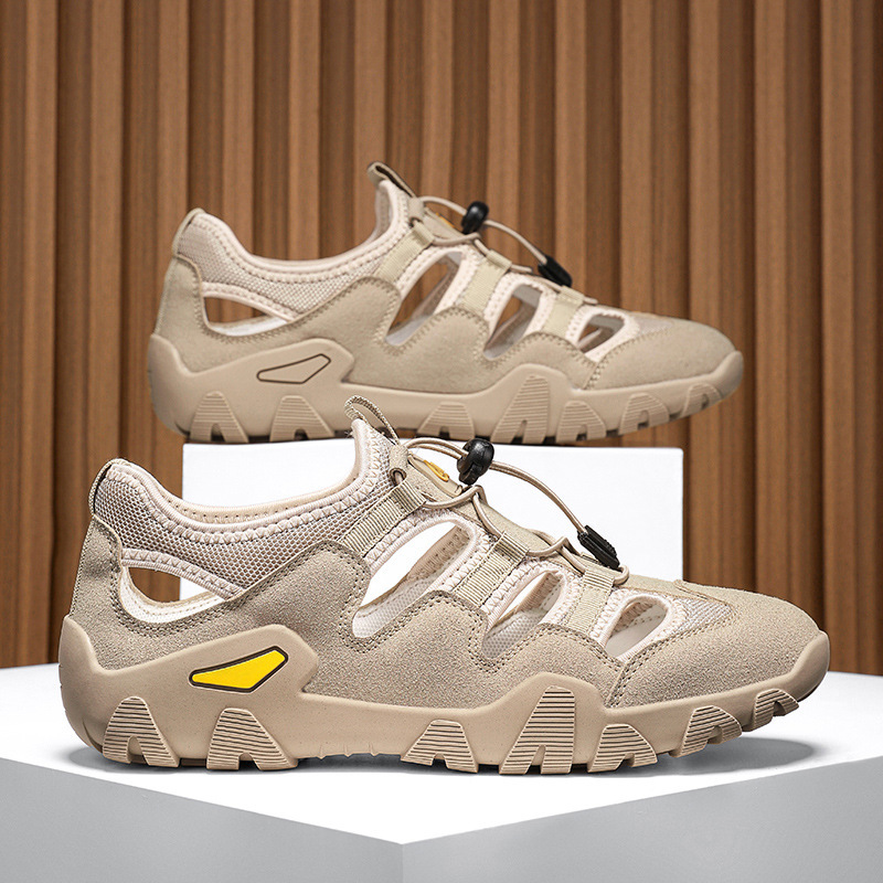 Sandalias para hombres de verano nuevos zapatos deportivos respirables huecos para hombres con suela suave y cómodos zapatos de playa al aire libre para hombres
