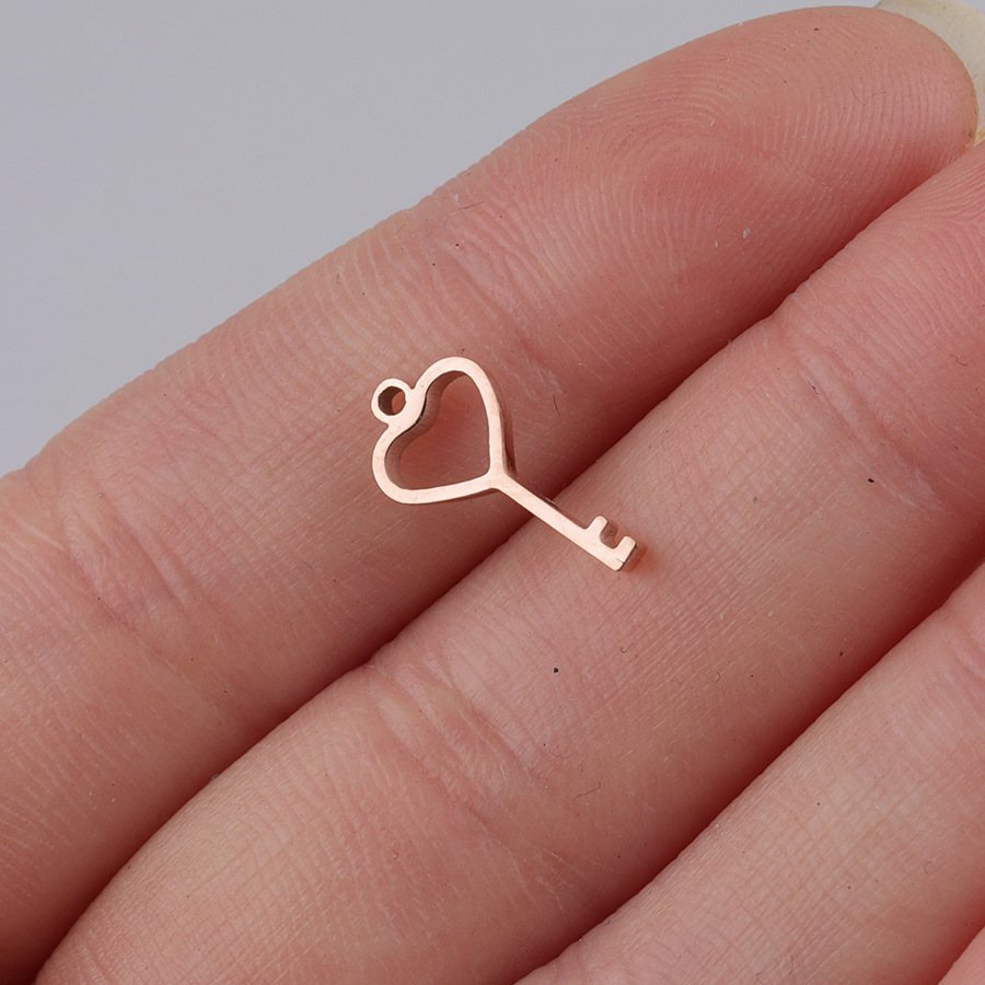 Heart Shape, Key, Lock Pattern 1 Piece 304 Stainless Steel PVD Coated Real Gold Plated Heart Shape Key Lock Pendant DIY Jewelry Accessories