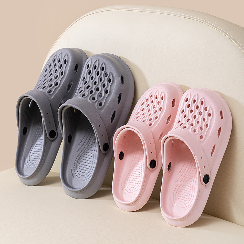 White Hole Shoes Women's Operating Room Baotou Slippers Non-slip Soft Sole icu Nurse Sandals Beach Shoes Casual All-match