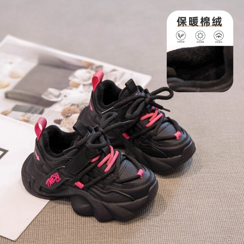 Zapatos deportivos de niñas 2025 nuevo otoño y invierno para niños con zapatos de terciopelo para niñas zapatos de algodón zapatos casuales para niños grandes