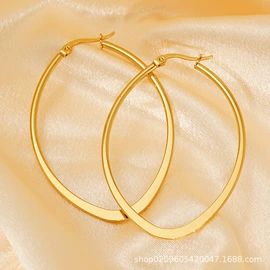 耳环;项链;戒指