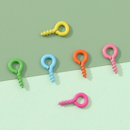 Handmade DIY jewelry accessories 50 colorful spray-painted iron sheep's eye screws and horn nails for making keychain materials