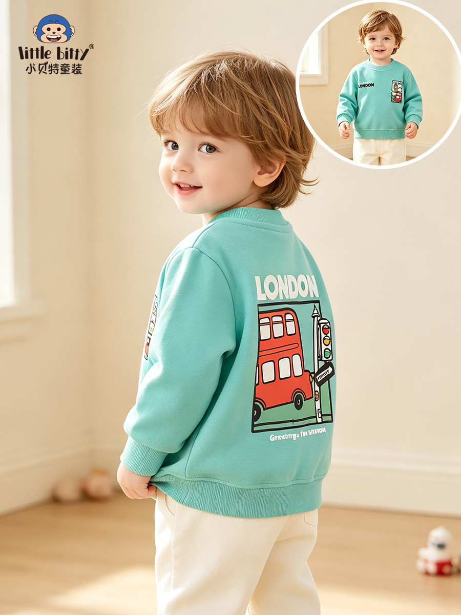 European and American style autumn/winter 2026 boys' sweatshirt with cartoon car and red traffic light print, children's crew neck sweatshirt, in-stock children's clothing