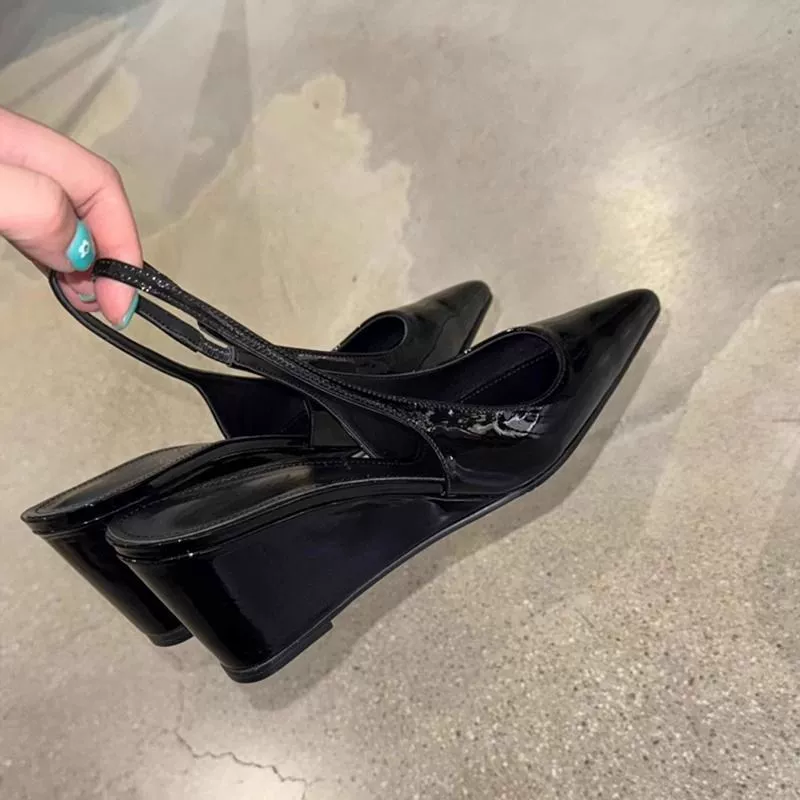 Туфли-лодочки с открытой пяткой, острый носок, высокий каблук, чёрные — комфорт осени (34–39)