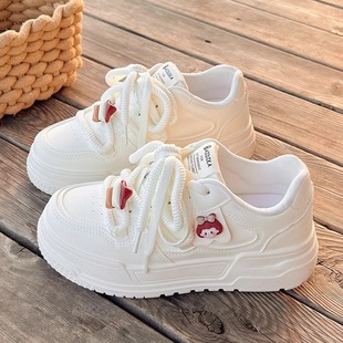 Spring 2025 New Thick Sole All-Match Chic White Shoes Women's Original Niche Bread Shoes Women's Sports Casual Sneakers