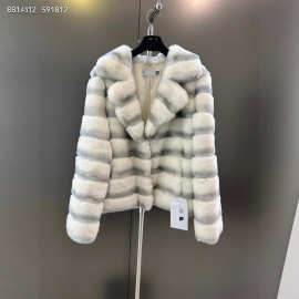 2025秋冬新款 随性优雅 高级时尚 濑兔毛翻领皮草外套 批发