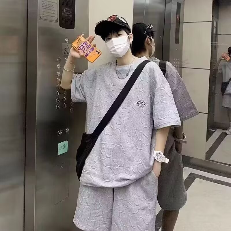 Camisas menos ropa deportiva set hombre de verano mangas cortas camisetas de baloncesto pantalones cortos casuales de dos piezas set de tendencia coreana