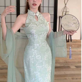 新中式国风清冷感绿色改良旗袍性感夏季新款女装挂脖连衣裙女外贸