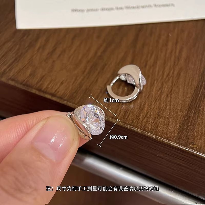 轻奢小众高级感简约超闪锆石耳扣耳钉女时尚百搭气质网红同款耳环|undefined