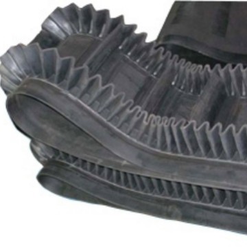 橡胶输送带厂家批发耐酸碱耐热挡边环形输送带大倾角隔板输送带