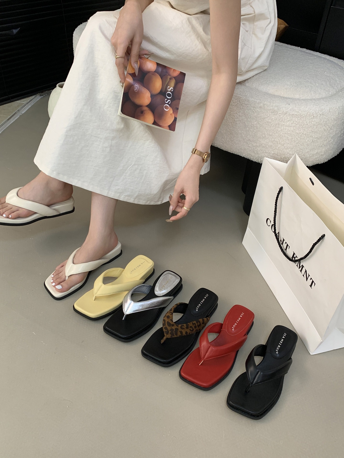 Women's Wedge Flip-flops Square-toed Thong Sandals For Summer_voghion.com