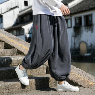 Winter new Chinese style thickened fleece-lined lamb wool fleece toe embroidered plus size trousers a generation of hair