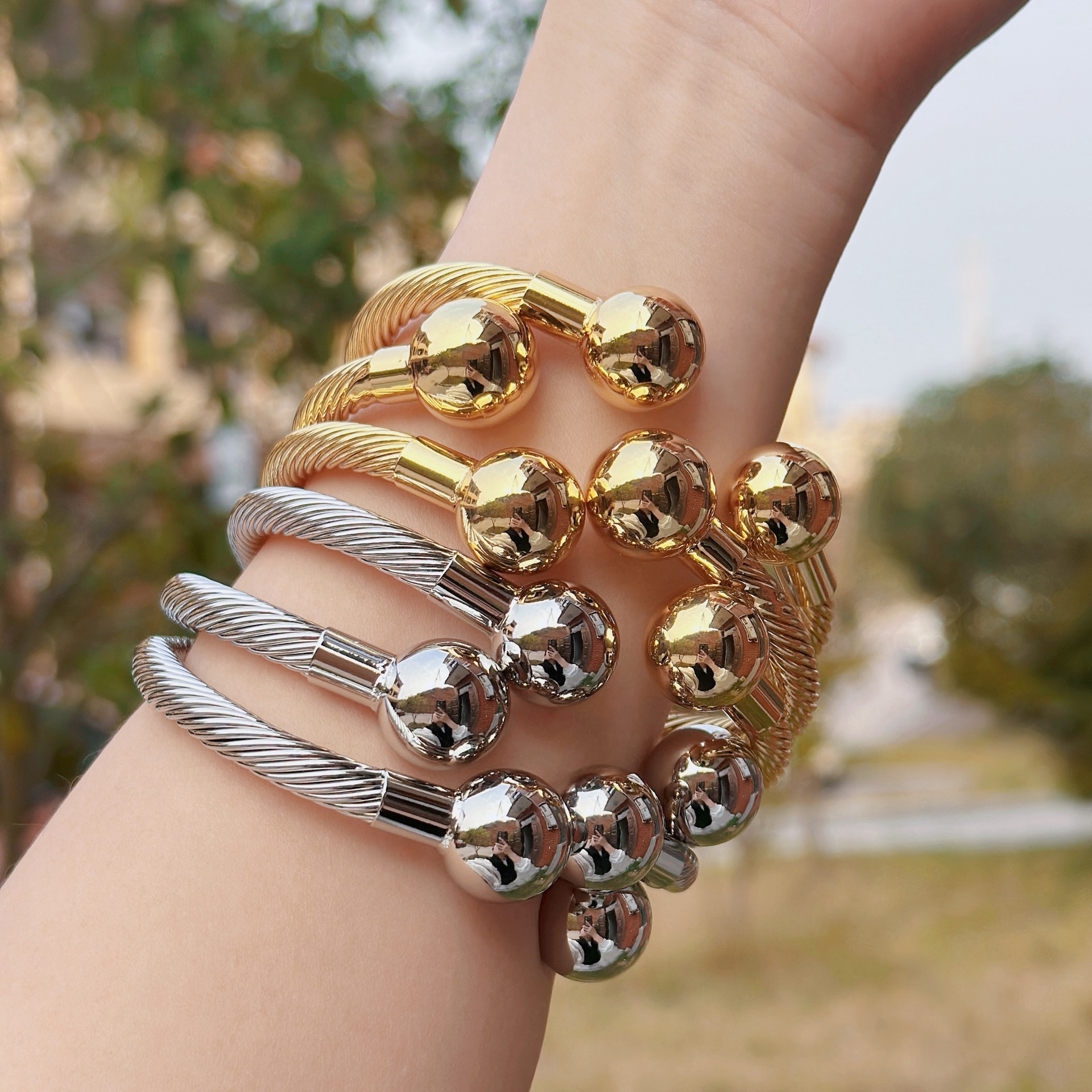 Holiday, Banquet, Daily Occasion Copper Material Wholesale Jewelry Casual Elegant Lady Solid Color Copper Plating Bangle