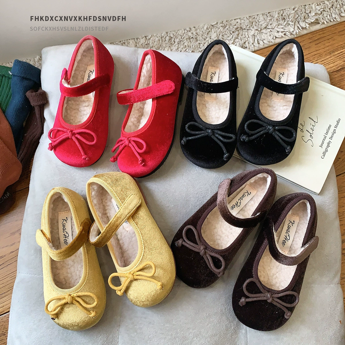 Осенне-зимняя бархатная детская обувь, детская кожаная обувь с неглубоким носком, туфли принцессы на плоской подошве для девочек на флисовой подкладке для маленьких девочек