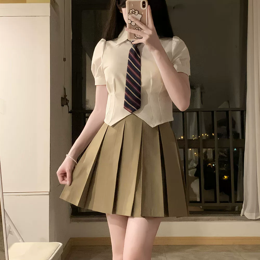В наличии оптовая продажа, облегающая талию JK рубашка, Униформа, дизайнерская нишевая рубашка, женская рубашка с короткими рукавами, костюм с плиссированной юбкой в десять коробок