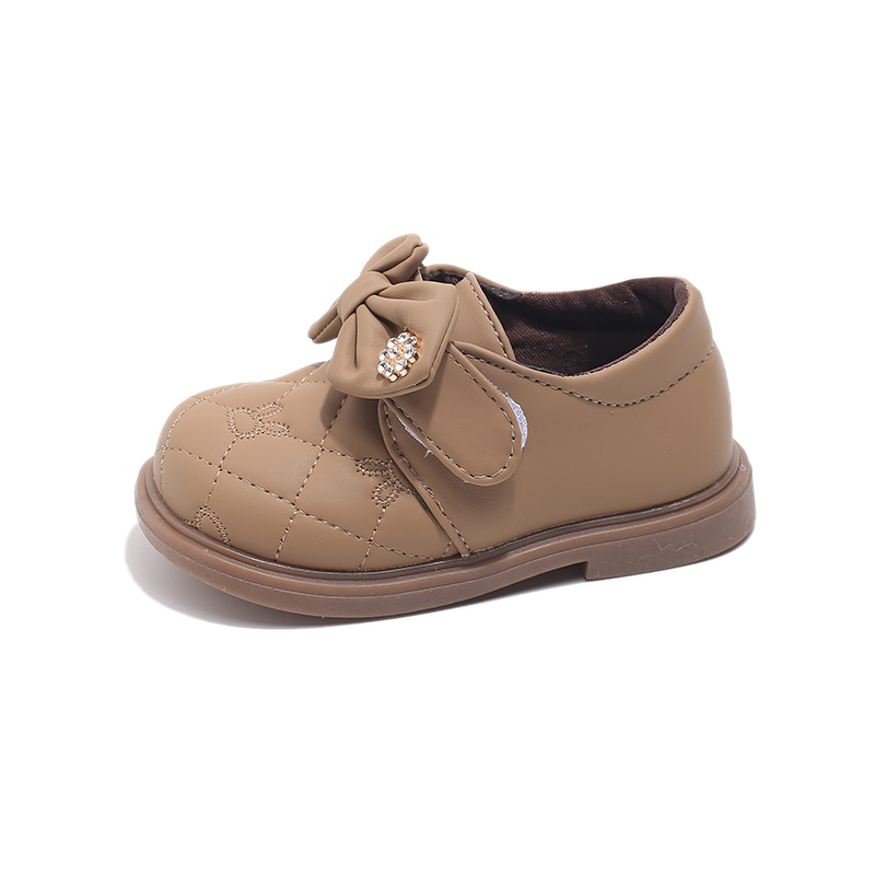 Zapatos de cuero de bebé para mujer 2025 nuevos zapatos de princesa para niños de primavera y otoño, zapatos de suela blanda para niñas de moda, zapatos de guisantes para niños pequeños y medianos image 8