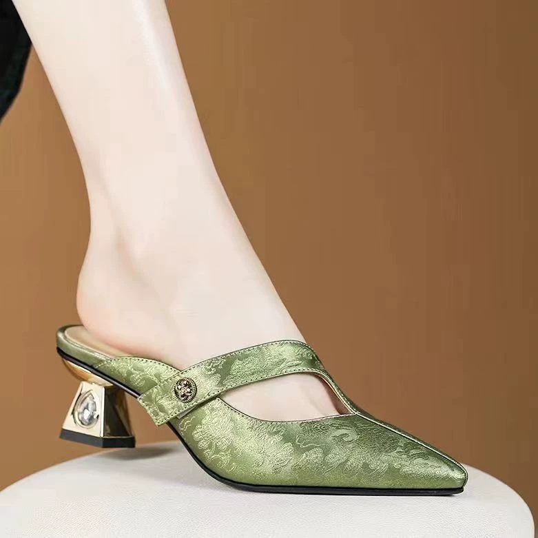 Женские туфли-лодочки из мягкой натуральной кожи, ретро-стиль, на толстом каблуке, заостренный носок, средний каблук, французский стиль, универсальные, удобные кожаные туфли, новинка 2025 года.