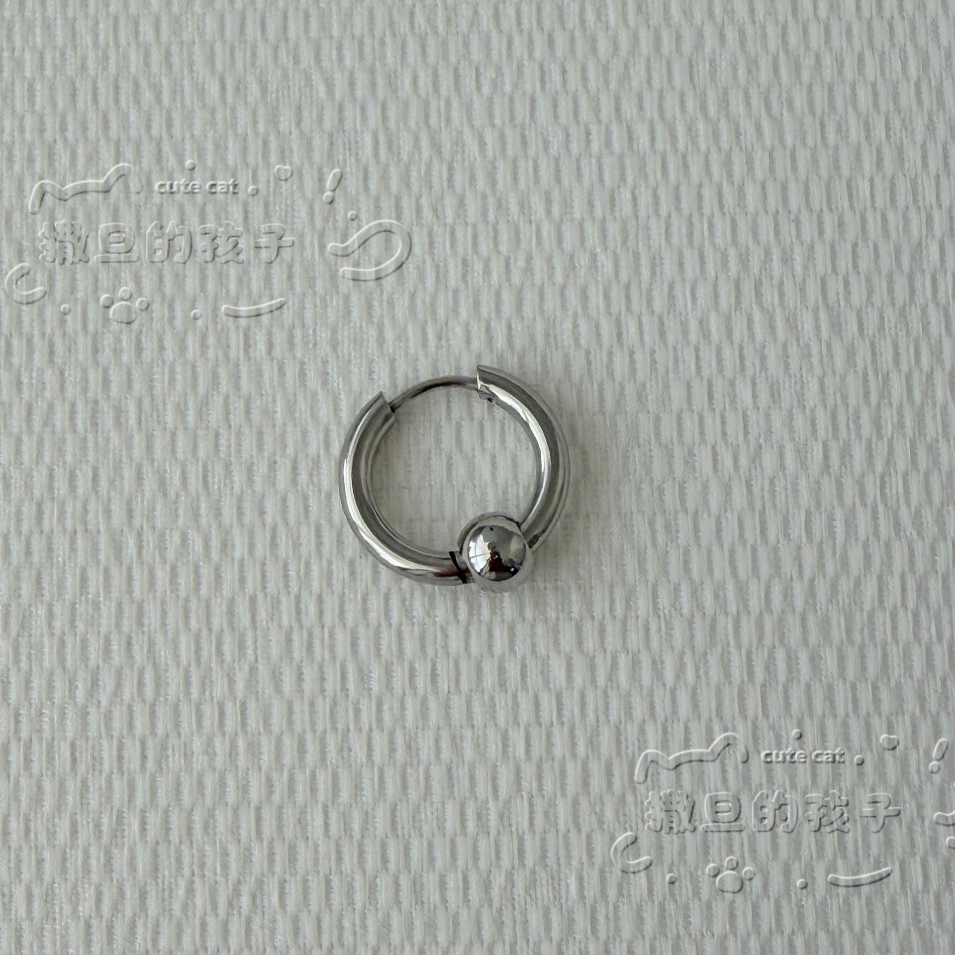 Pointed titanium steel lip stud product view