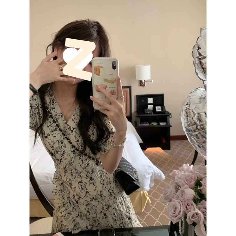 裙子女夏季温柔法式盐系穿搭轻熟在逃公主茶歇短裙收腰碎花连衣裙|undefined