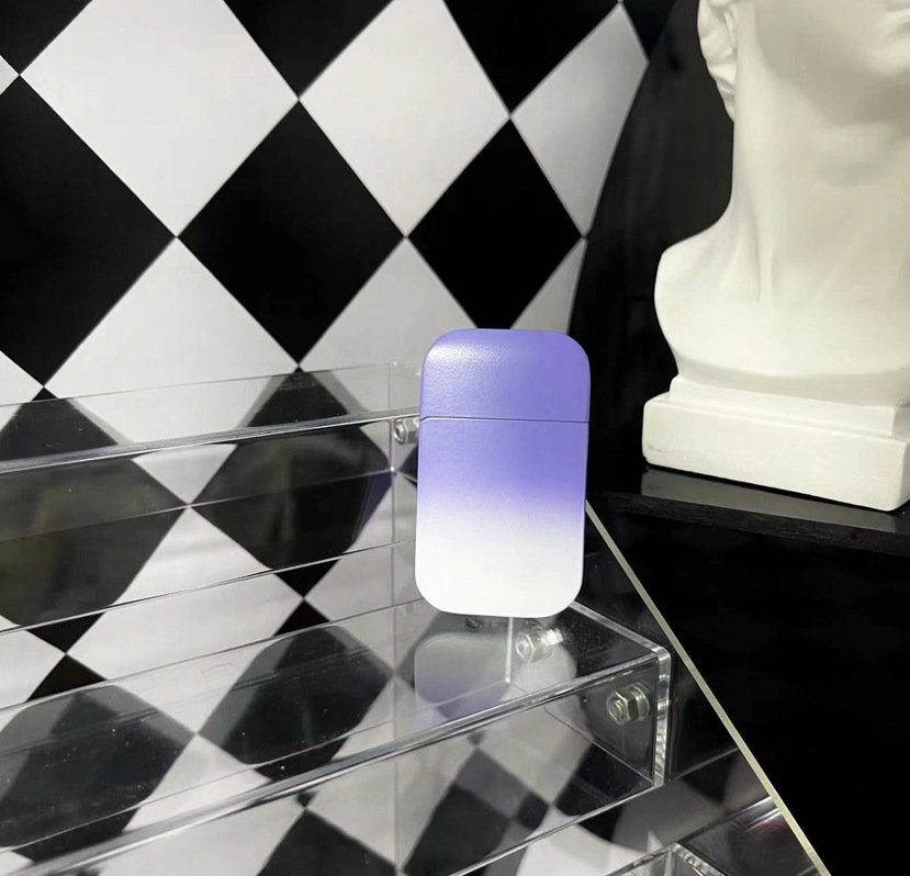 Metal shell purple and white gradient lighter